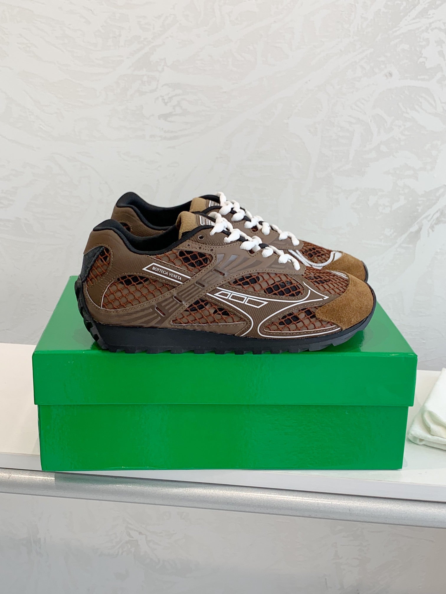 Brown Bottega Veneta