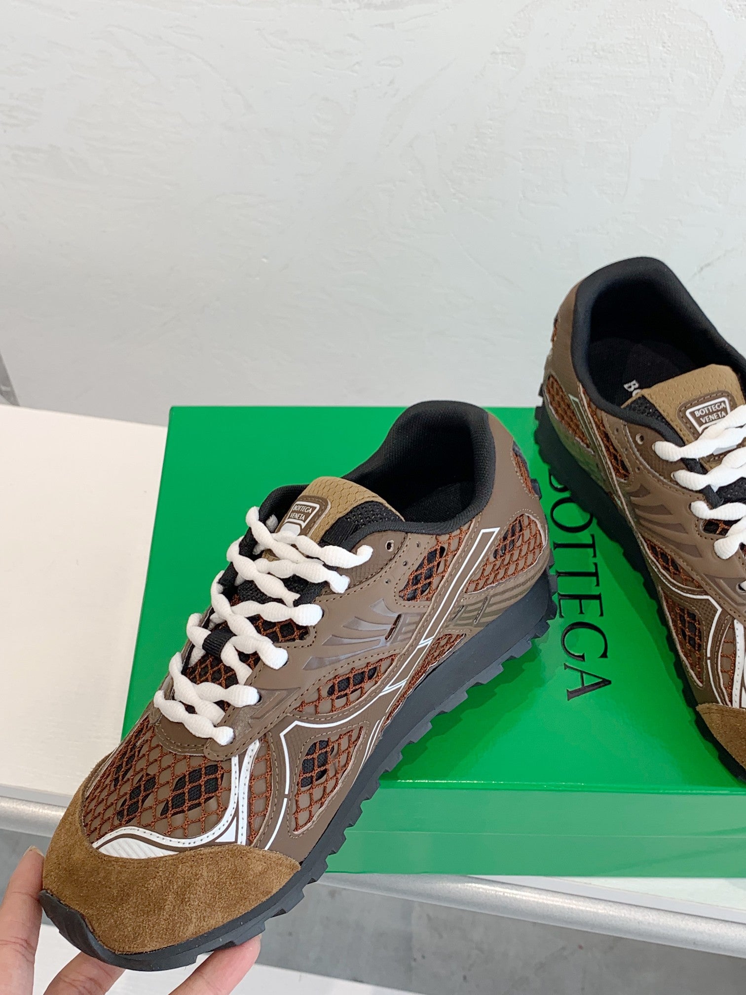 Brown Bottega Veneta