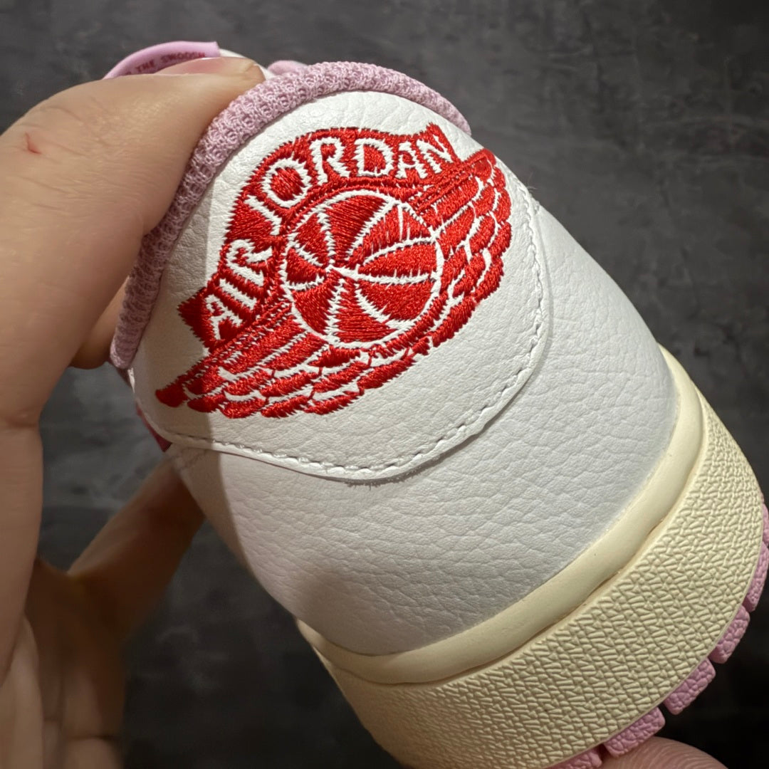 Jordon 1 Low Travis Scott Tropical Pink