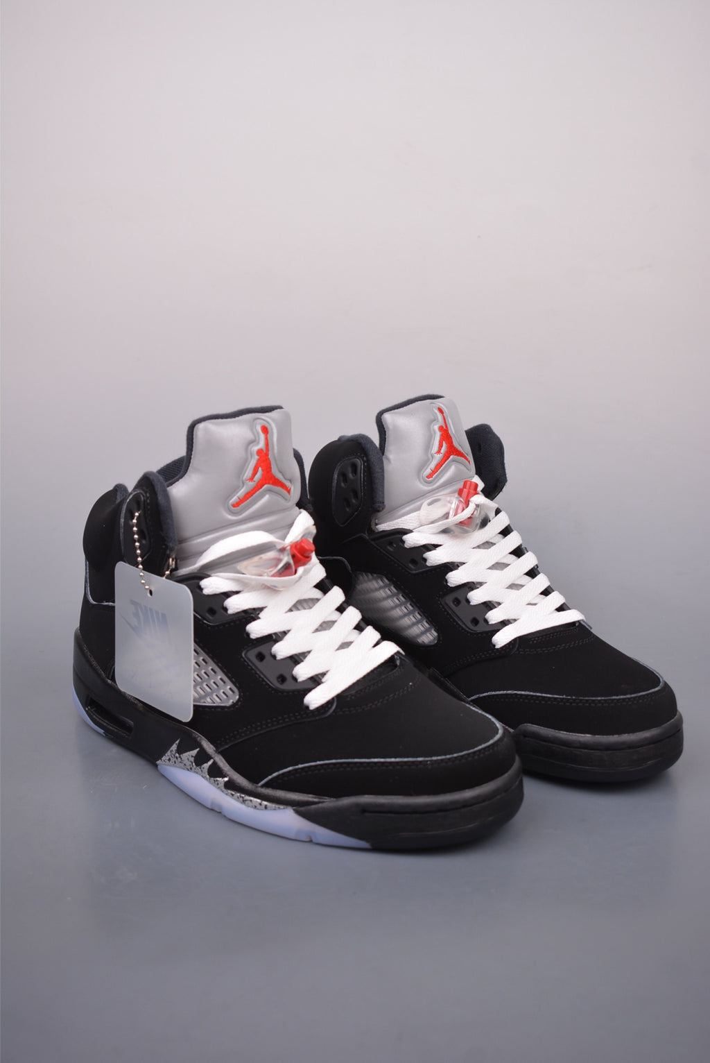 Jordon 5 Black Metallic