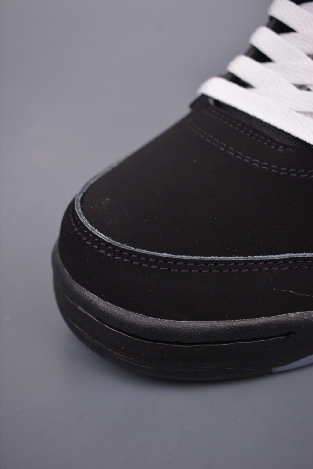 Jordon 5 Black Metallic