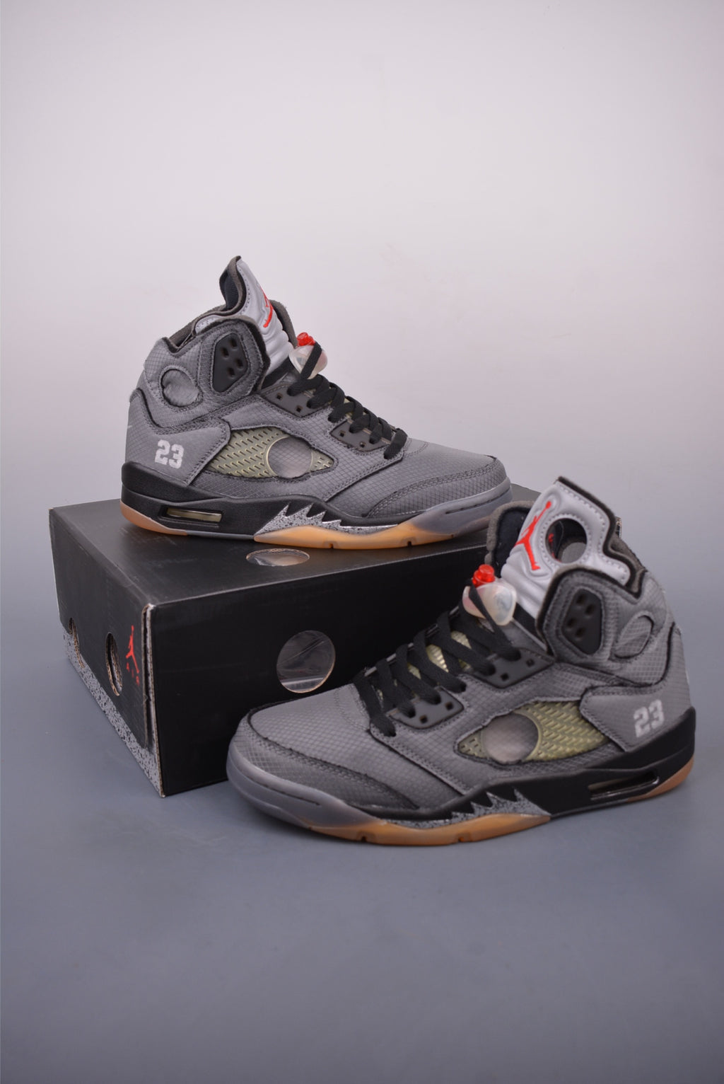 Jordan 5 Retro x Off-White Gray