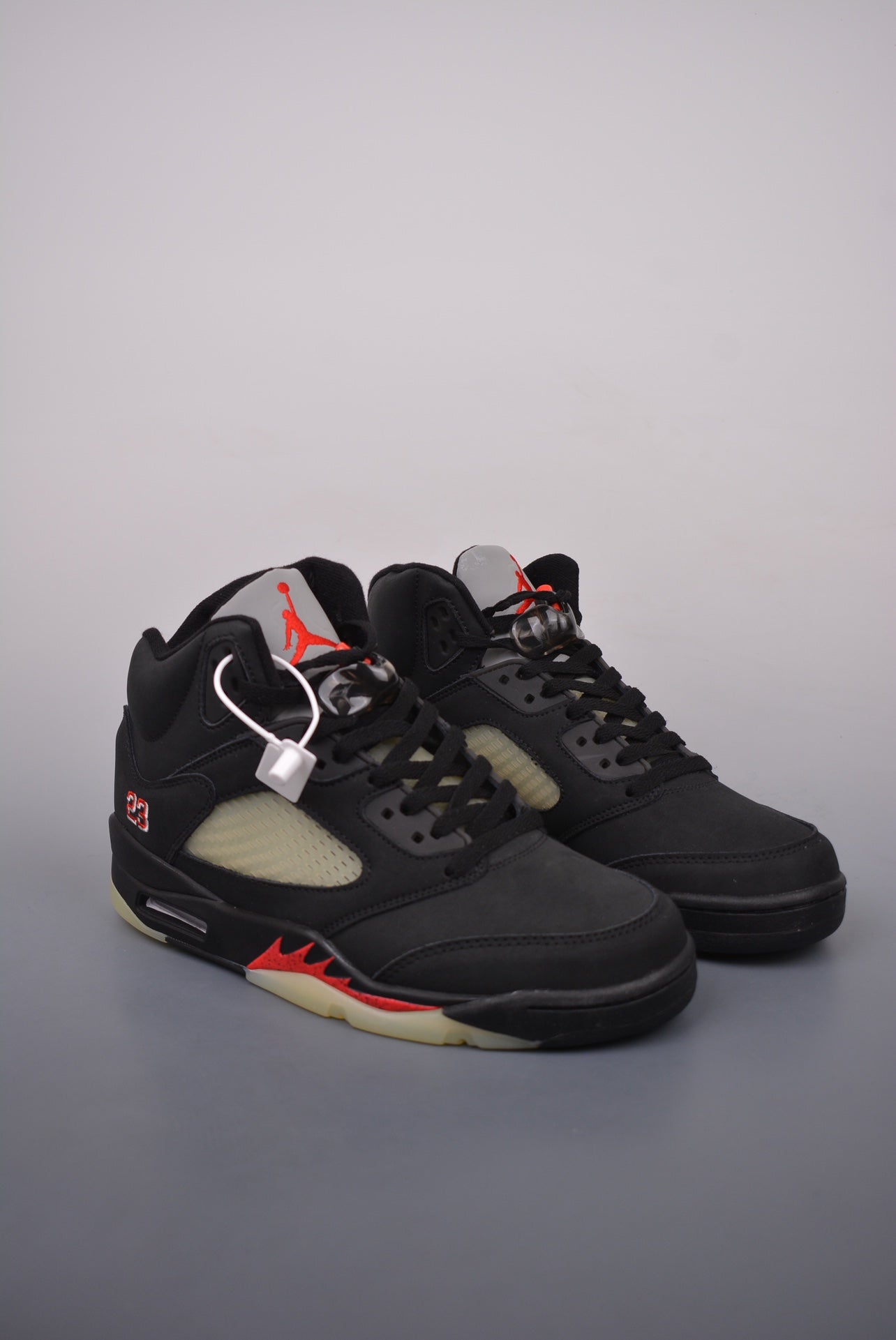 Jordan 5 Retro Gore-Tex Off Noir