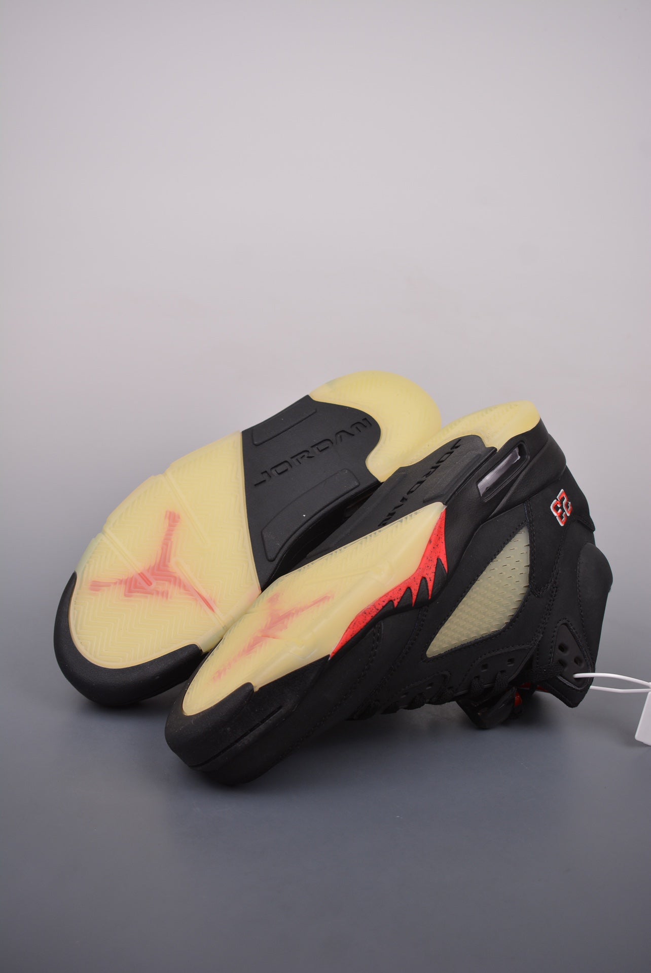 Jordan 5 Retro Gore-Tex Off Noir