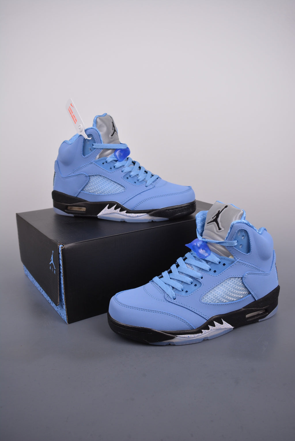 Jordan 5 Retro UNC University Blue