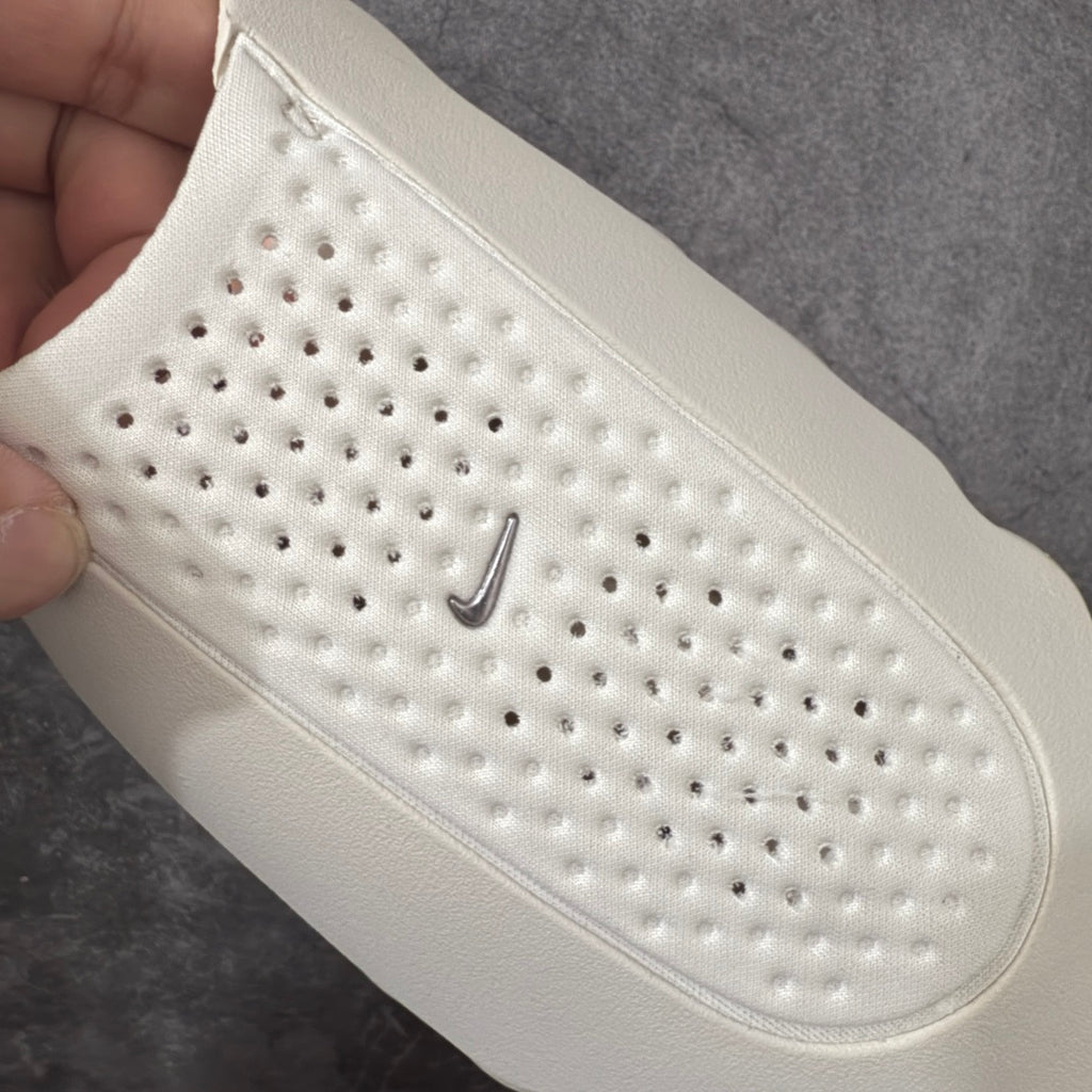 Nike Mind Slides White